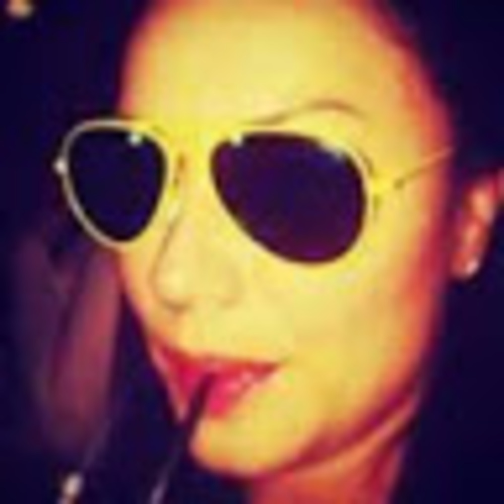 Meet your Posher, Edith